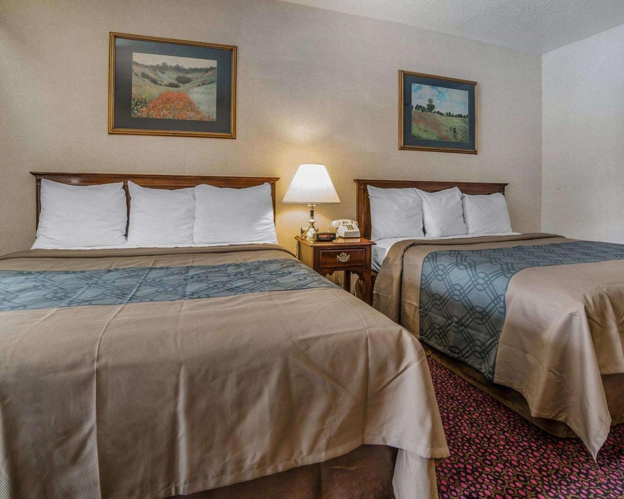 Queen Room with Two Queen Beds - Non-Smoking
