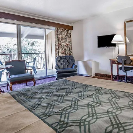 Econo Lodge Near Reno-Sparks Convention Center-2